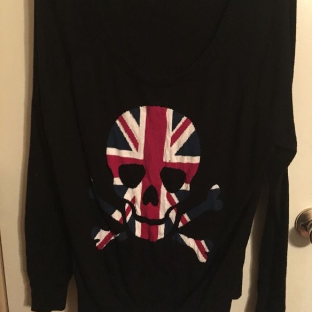 Torrid Sweater Size 1